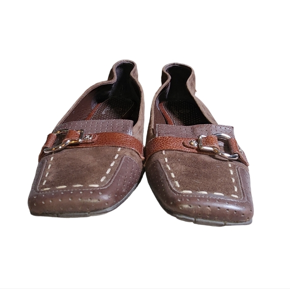 Cole Haan Nike Air Brown Suede Leather Faux Strap & Buckle Flats Size 9AA NARROW - Picture 3 of 10